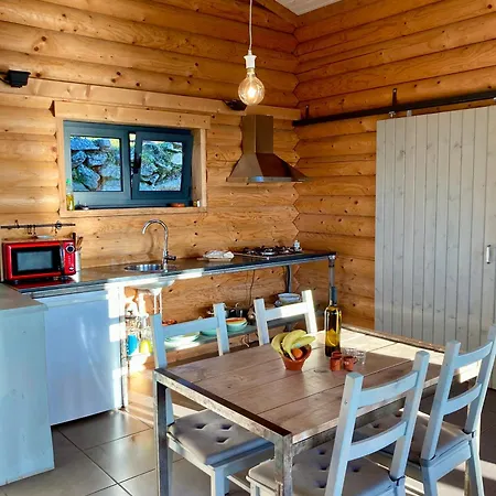 Mountain Log Cabin O Garrano