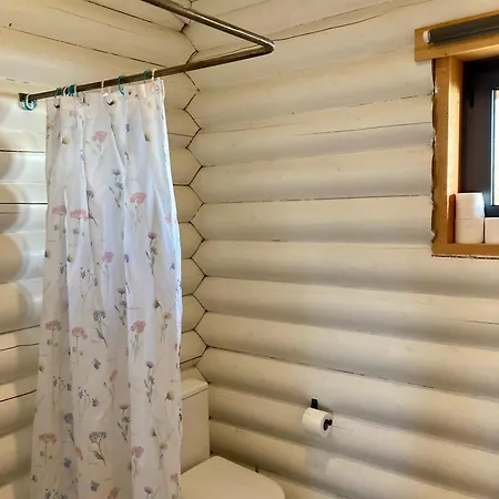 샬레 Mountain Log O Garrano 카베세이라스 드 바스투