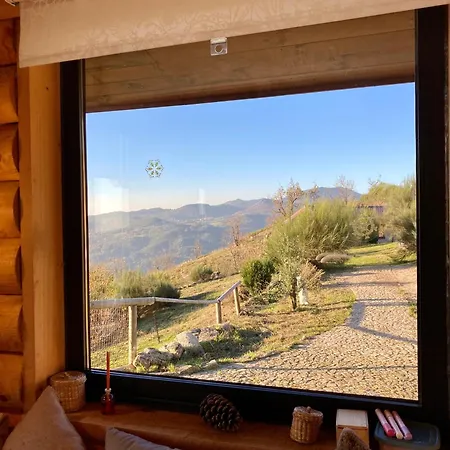 Mountain Log Cabin O Garrano Chalet