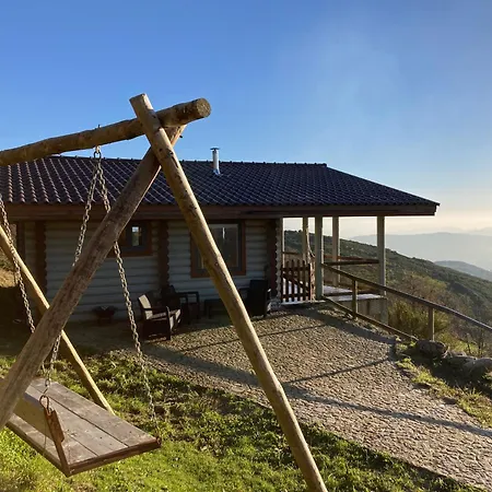 Mountain Log Cabin O Garrano *