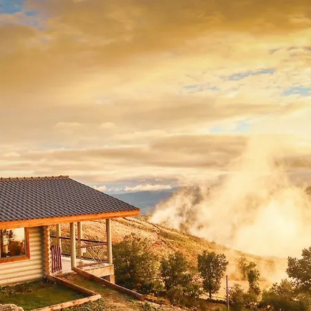 Mountain Log Cabin O Garrano * Cabeceiras de Basto