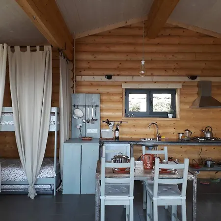 Mountain Log Cabin O Garrano Chalet *